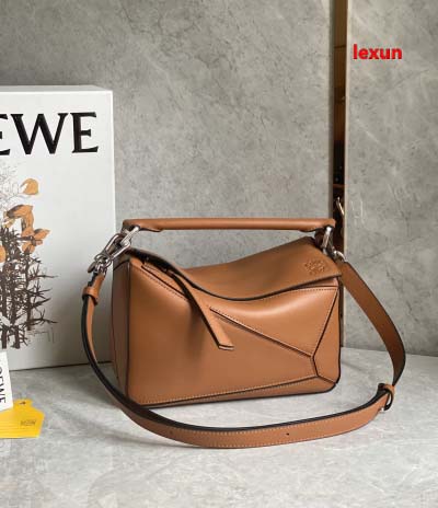 2025年早春新品入荷 LOEWE 本革 バッグ lexun工場size:24*10*14cm