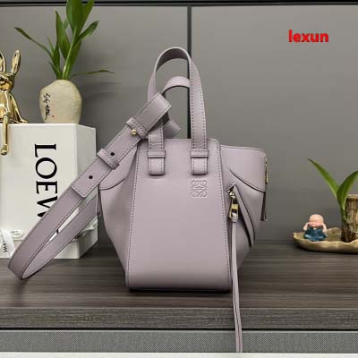 2025年早春新品入荷 LOEWE 本革 バッグ lexun工場 size：19.5*14.5*20.8