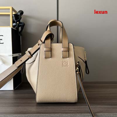 2025年早春新品入荷 LOEWE 本革 バッグ lexun工場 size：20*19*14