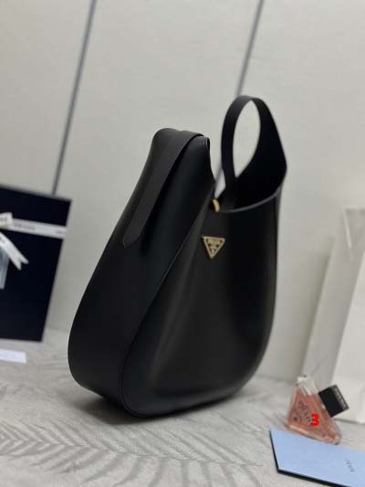 2025年早春高品質新品入荷 PRADA  バッグ 3工場