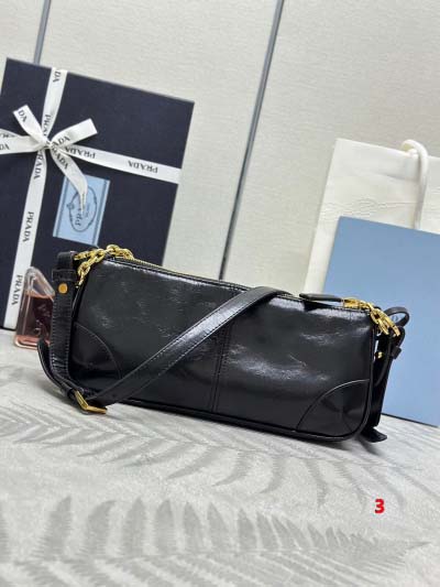 2025年早春高品質新品入荷 PRADA  バッグ 3工場