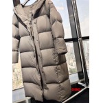 2024年12月1日秋冬高品質新品入荷 Canada Goose 女性  ダウンジャケットdib工場