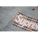 2024年12月4日秋冬新品入荷SUPREME パーカー   BF工場