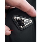 2024年12月秋冬高品質新品PRADA 綿入れの服ジャケットアウター wenzhou工場