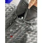 2024年原版復刻秋冬 Bottega Veneta   本革 ジャケットアウター  ku工場