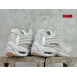 2024年12月20日秋冬新作入荷 NIKE スニーカー FANG工場