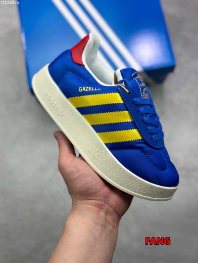 2024年12月20日秋冬新作入荷 Adidas  スニーカ...