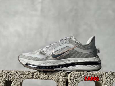 2024年12月20日秋冬新作入荷 NIKE スニーカー F...