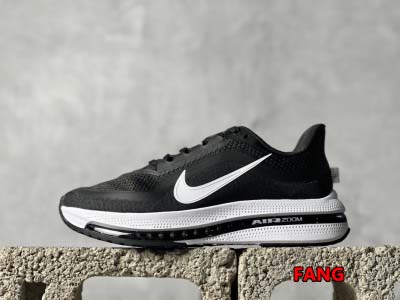 2024年12月20日秋冬新作入荷 NIKE スニーカー FANG工場