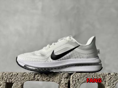 2024年12月20日秋冬新作入荷 NIKE スニーカー FANG工場