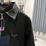 2024年12月23日秋冬新品 PRADA 綿入れの服ジャケットアウター   FF工場