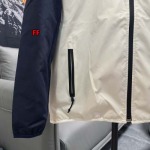 2024年12月23日秋冬新品PRADA 綿入れの服ジャケットアウター FF工場