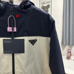 2024年12月23日秋冬新品PRADA 綿入れの服ジャケットアウター FF工場