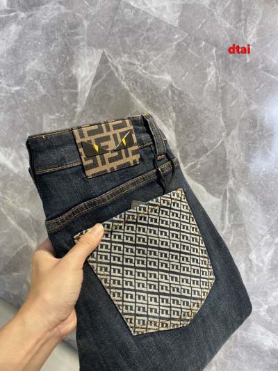 2024年12月26日入荷秋冬新品 FENDI  ジーンズ ...