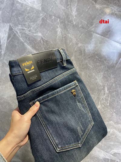 2024年12月26日入荷秋冬新品 FENDI  ジーンズ ...