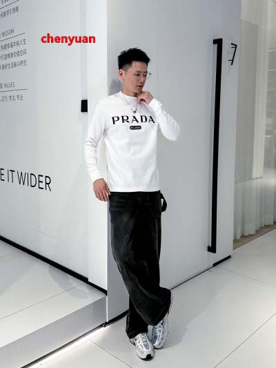 2024年12月30日新品PRADA 長袖 Tシャツ che...