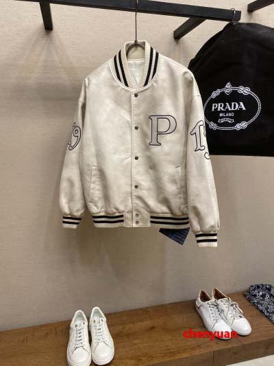 2024年12月30日新品PRADA  PU ジャケットアウ...