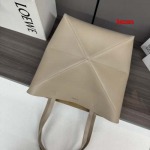 2025年早春新品入荷 LOEWE 本革 バッグ lexun工場size:25.5*14.5*31.5CＭ