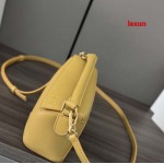 2025年早春新品入荷 LOEWE 本革 バッグ lexun工場size:18*12.5*8CＭ