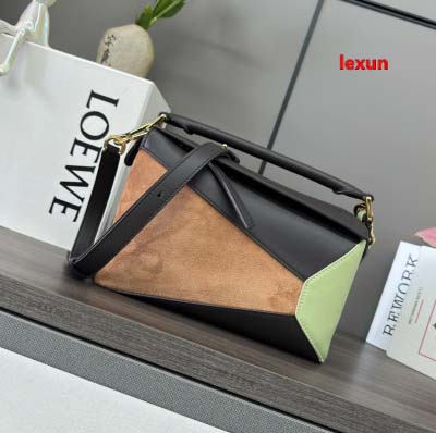 2025年早春新品入荷 LOEWE 本革 バッグ lexun...