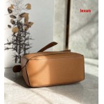 2025年早春新品入荷 LOEWE 本革 バッグ lexun工場size:18*11*7.5cm