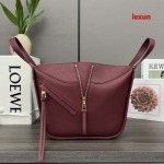 2025年早春新品入荷 LOEWE 本革 バッグ lexun工場 size：19.5*14.5*20.8