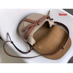 2025年早春新品入荷 LOEWE 本革 バッグ lexun工場size:20*19*11.5 cm