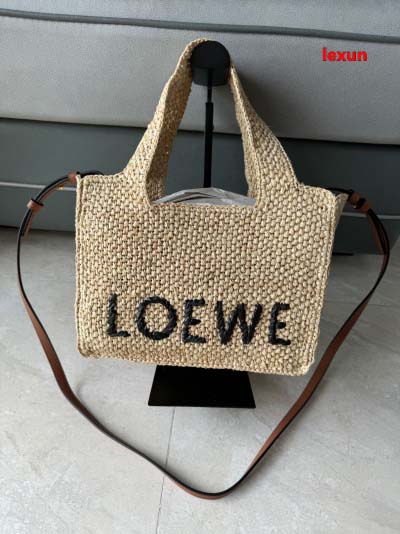 2025年早春新品入荷 LOEWE 本革 バッグ lexun...