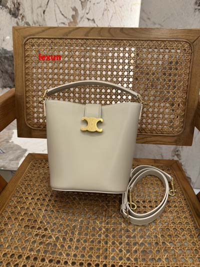 2025年早春新品入荷 CELINE 本革 バッグ lexu...