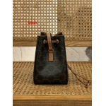 2025年早春新品入荷 CELINE 本革 バッグ lexun工場13.5-17.5-11cm
