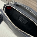 2025年早春新品入荷 LOEWE 本革 バッグ lexun工場size：18*7*13cm