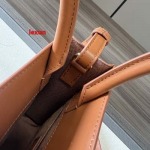 2025年早春新品入荷 LOEWE 本革 バッグ lexun工場size:21*17*6CM