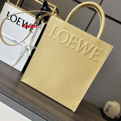 2025年早春新品入荷 LOEWE 本革 バッグ lexun...