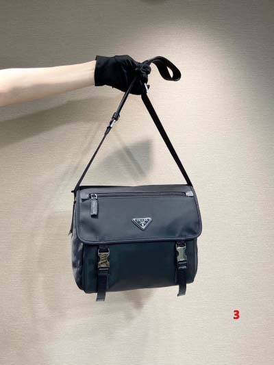 2025年早春高品質新品入荷 PRADA  バッグ 3工場