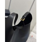 2025年早春高品質新品入荷 PRADA  バッグ 3工場