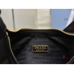 2025年早春高品質新品入荷 PRADA  バッグ 3工場