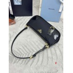 2025年早春高品質新品入荷 PRADA  バッグ 3工場