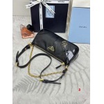 2025年早春高品質新品入荷 PRADA  バッグ 3工場