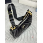 2025年早春高品質新品入荷 PRADA  バッグ 3工場