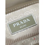 2025年早春高品質新品入荷 PRADA  バッグ 3工場