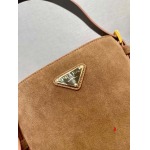 2025年早春高品質新品入荷 PRADA  バッグ 3工場