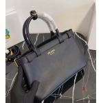 2025年早春高品質新品入荷 PRADA  バッグ 3工場