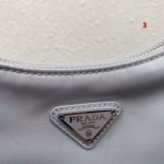 2025年早春高品質新品入荷 PRADA  バッグ 3工場