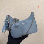 2025年早春高品質新品入荷 PRADA  バッグ 3工場