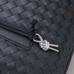 2025年早春高品質新品入荷 Bottega Veneta  バッグ 3工場