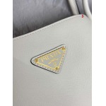 2025年早春高品質新品入荷 PRADA  バッグ 3工場