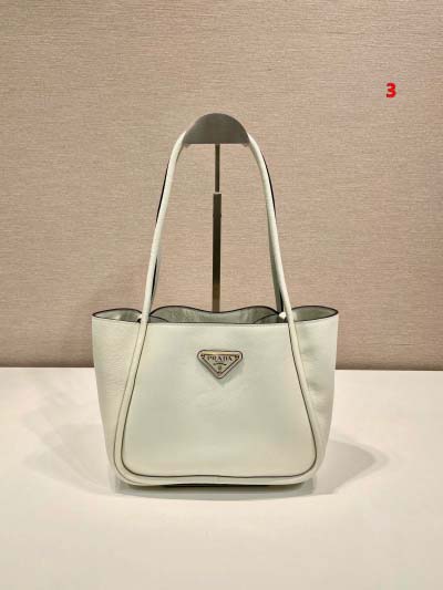 2025年早春高品質新品入荷 PRADA  バッグ 3工場