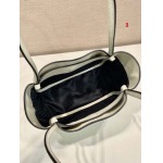 2025年早春高品質新品入荷 PRADA  バッグ 3工場