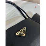 2025年早春高品質新品入荷 PRADA  バッグ 3工場