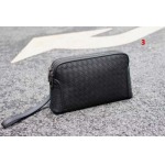 2025年早春新品入荷 Bottega Veneta クラッチバッグ 3工場